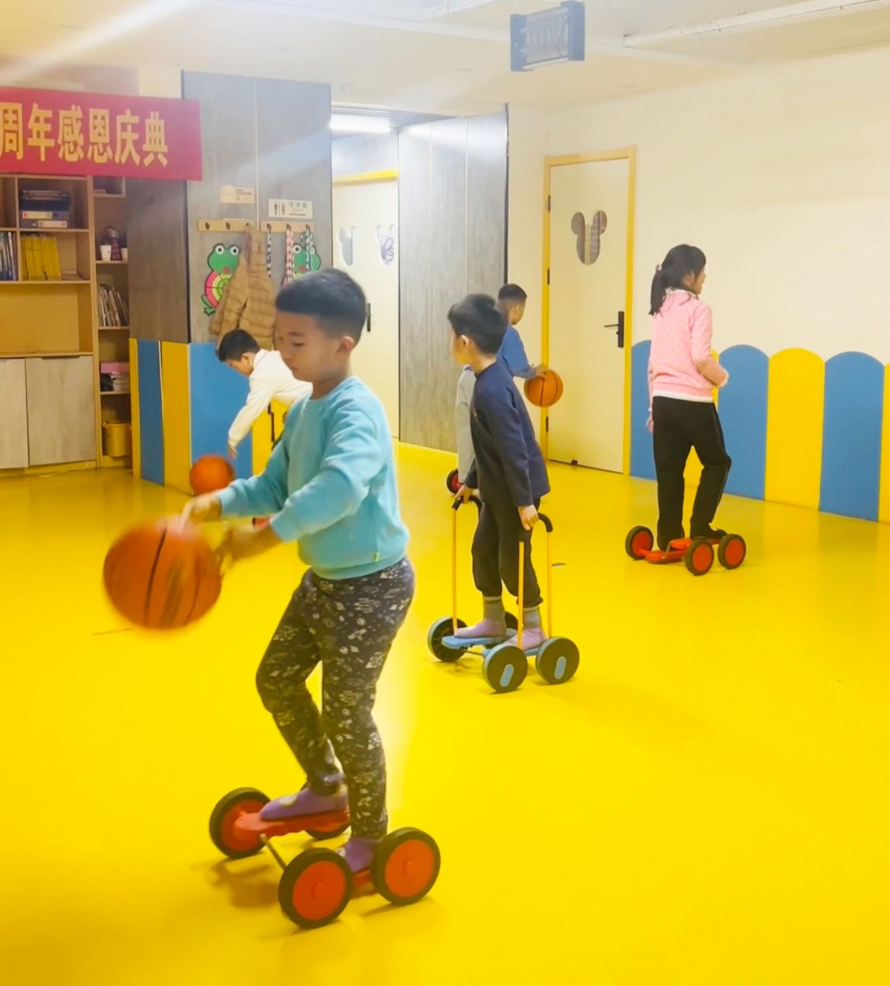 感觉统合集体团课